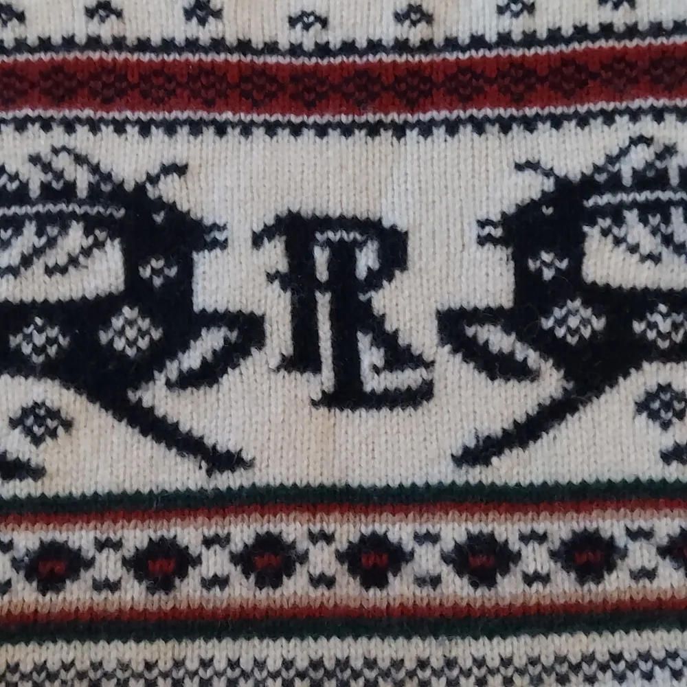 SOLD Vintage Polo Ralph Lauren Reindeer Holiday Ski Sweater Large - Picture 4 of 9